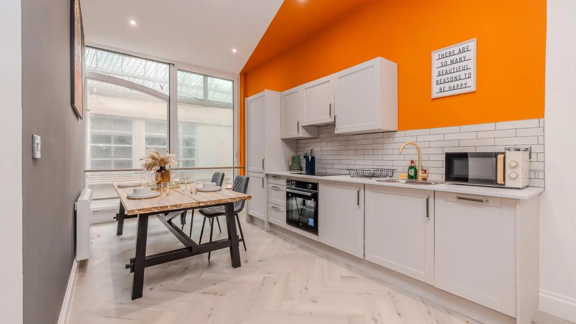 아파트 Central 3 Bedroom Flat By Brighton Beach And Lanes 영국