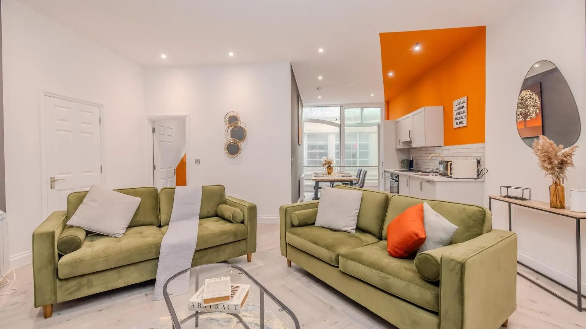 Central 3 Bedroom Flat By Brighton Beach And Lanes
